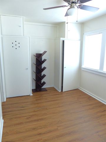 407 China, Brady, TX 76825