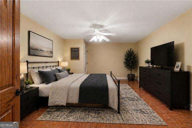113 Vogel Street NE, Calhoun, GA 30701