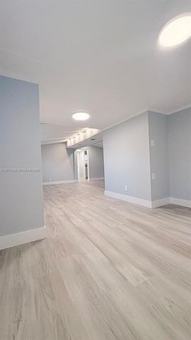 21610 NW 7th Ct, Pembroke Pines, FL 33029
