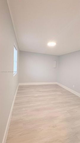 21610 NW 7th Ct, Pembroke Pines, FL 33029