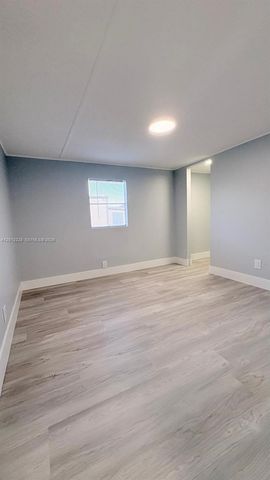 21610 NW 7th Ct, Pembroke Pines, FL 33029