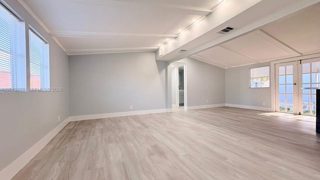21610 NW 7th Ct, Pembroke Pines, FL 33029