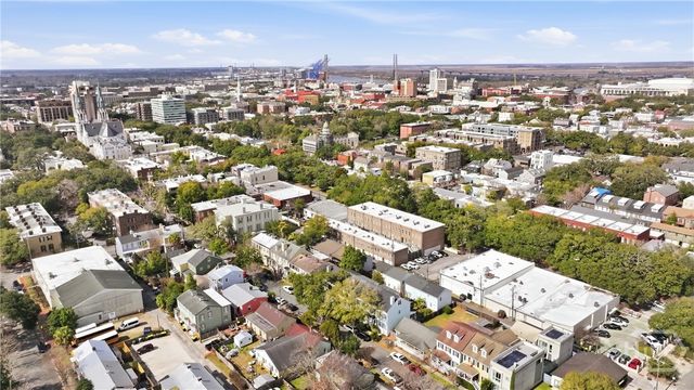 536 E Harris Street, Savannah, GA 31401