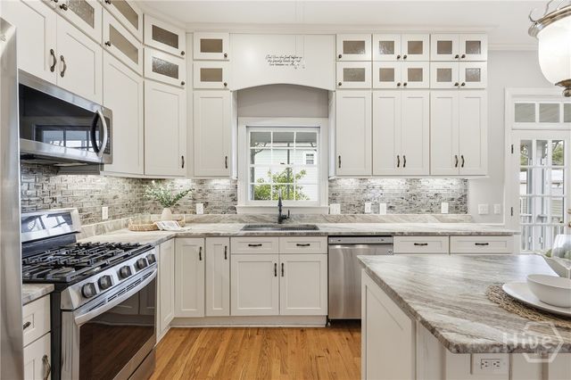 536 E Harris Street, Savannah, GA 31401