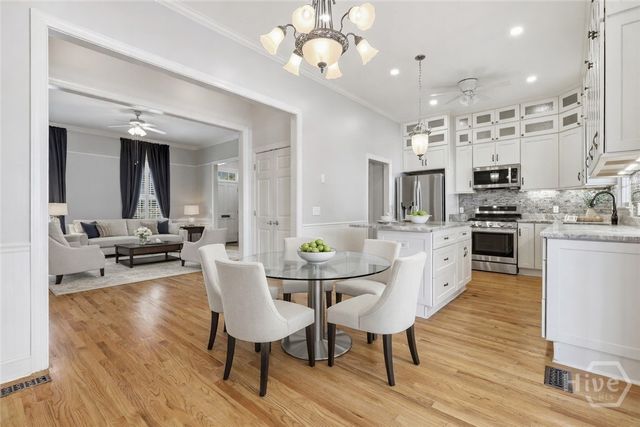 536 E Harris Street, Savannah, GA 31401