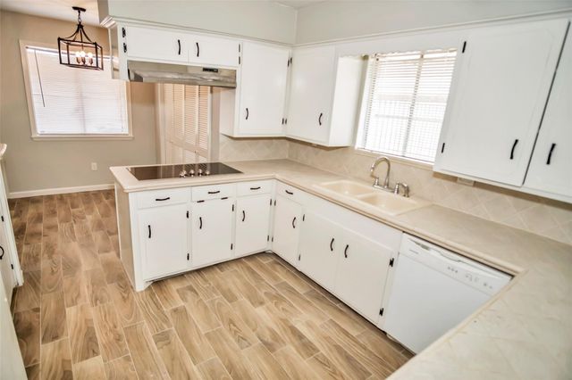 1715 Capstan Road, Houston, TX 77062