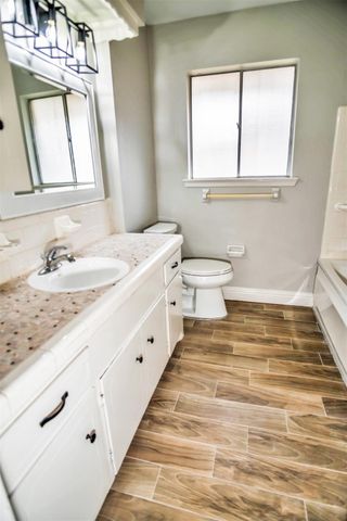 1715 Capstan Road, Houston, TX 77062