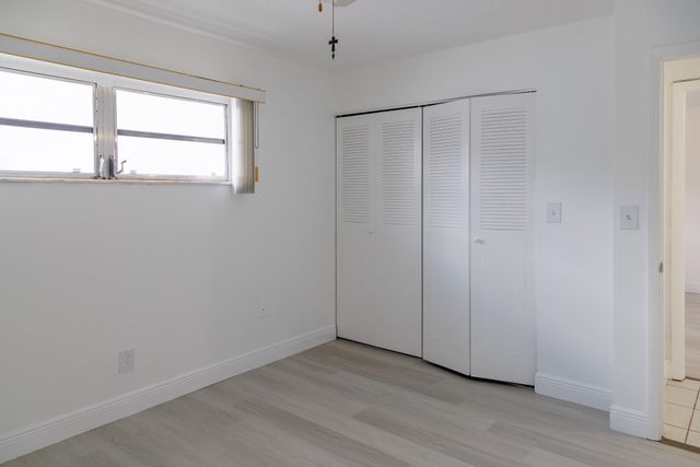 6211 SW 37th Street, Davie, FL 33314