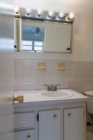 6211 SW 37th Street, Davie, FL 33314