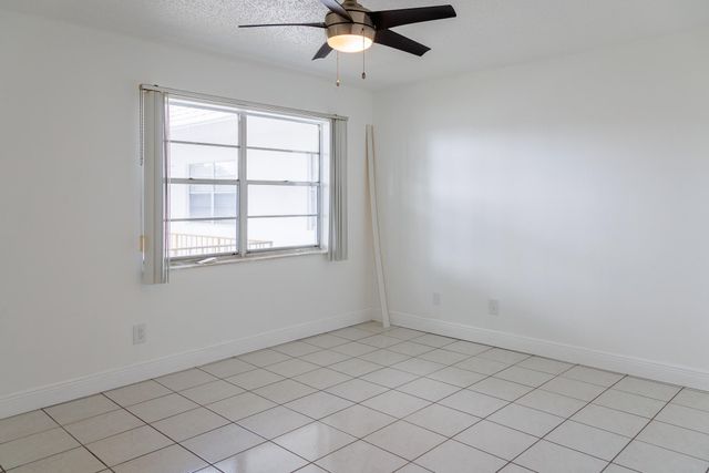 6211 SW 37th Street, Davie, FL 33314