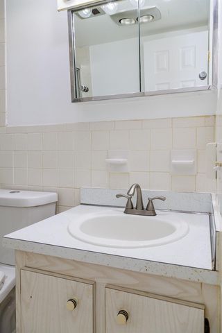 6211 SW 37th Street, Davie, FL 33314