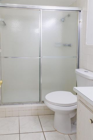 6211 SW 37th Street, Davie, FL 33314