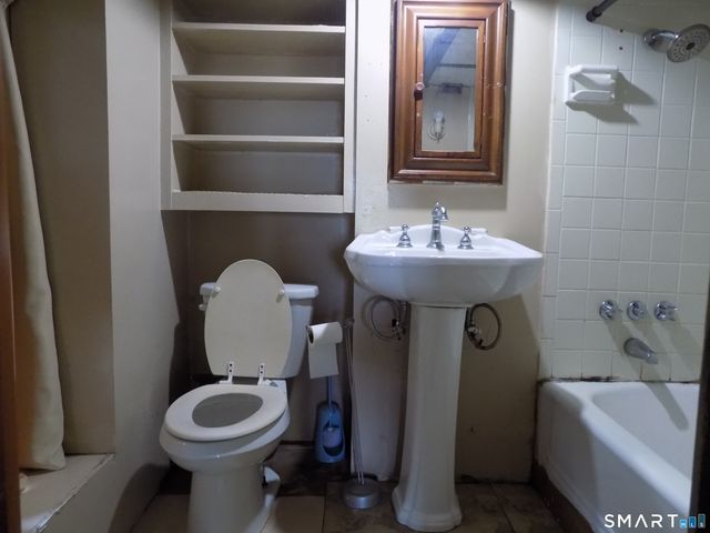 28 Colony Street, Bristol, CT 06010