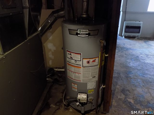 28 Colony Street, Bristol, CT 06010