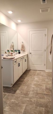 7301 Golden Way, White House, TN 37188