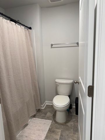 7301 Golden Way, White House, TN 37188