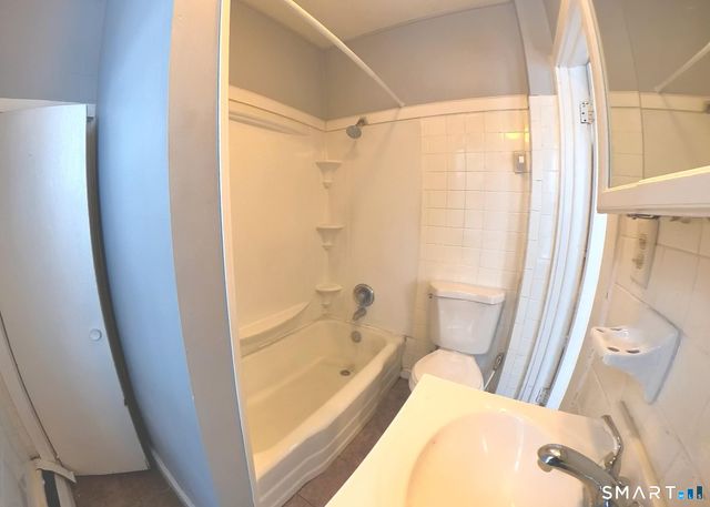 21 Young Street 2L, New Haven, CT 06511