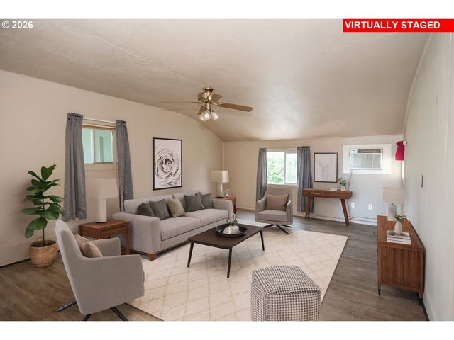 66 Nw CARY St, Winston, OR 97496