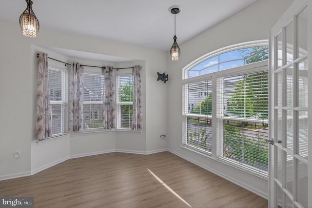 1423 VILLAGE GREEN WAY, Brunswick, MD 21716