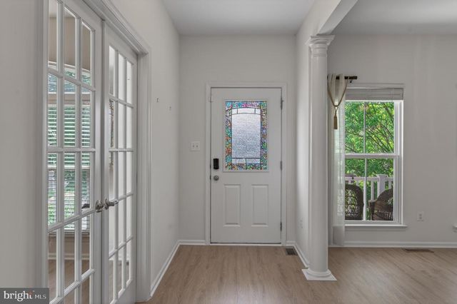 1423 VILLAGE GREEN WAY, Brunswick, MD 21716