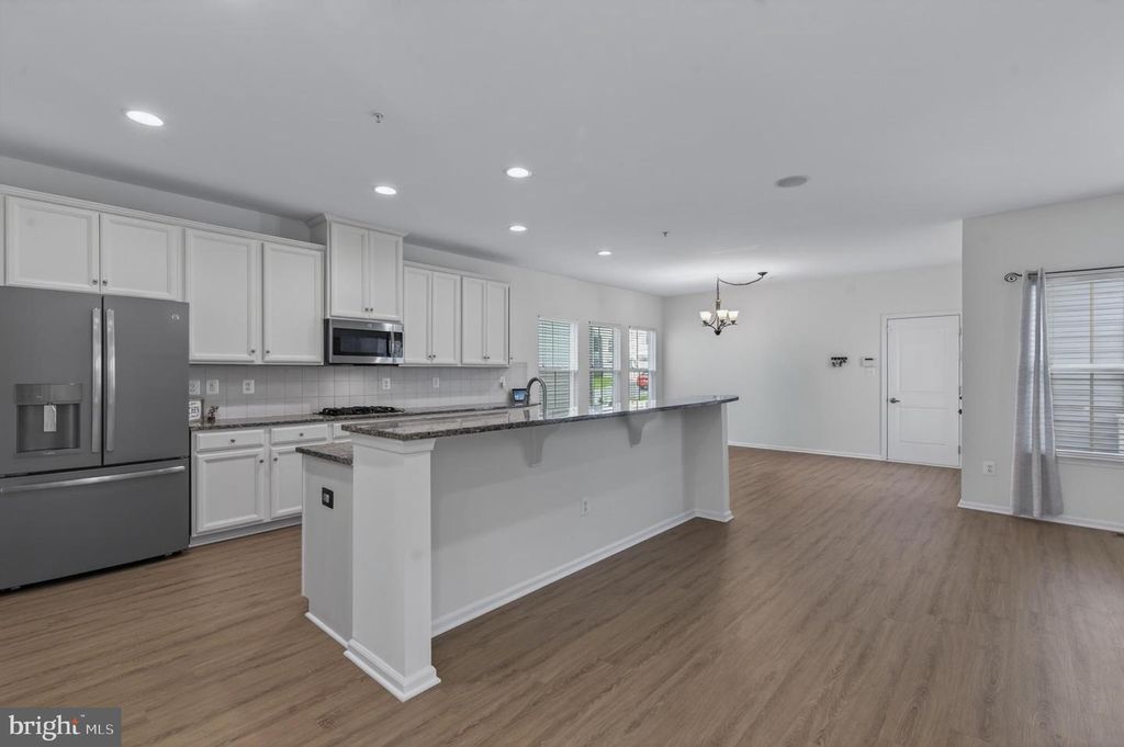 Image 15 of property listing at 1423 VILLAGE GREEN WAY, Brunswick, MD 21716