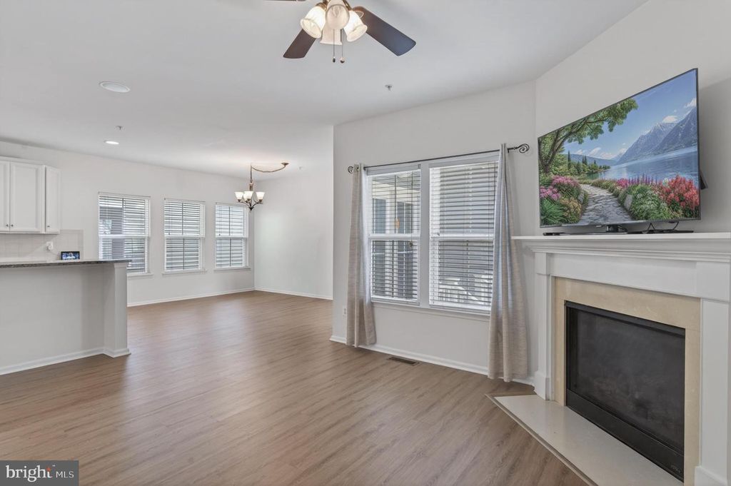 Image 26 of property listing at 1423 VILLAGE GREEN WAY, Brunswick, MD 21716