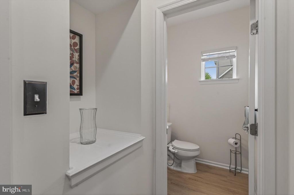 Image 27 of property listing at 1423 VILLAGE GREEN WAY, Brunswick, MD 21716