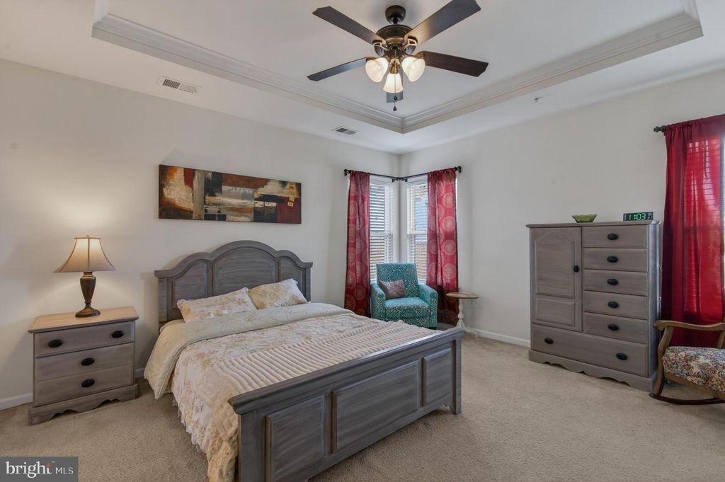 Image 31 of property listing at 1423 VILLAGE GREEN WAY, Brunswick, MD 21716