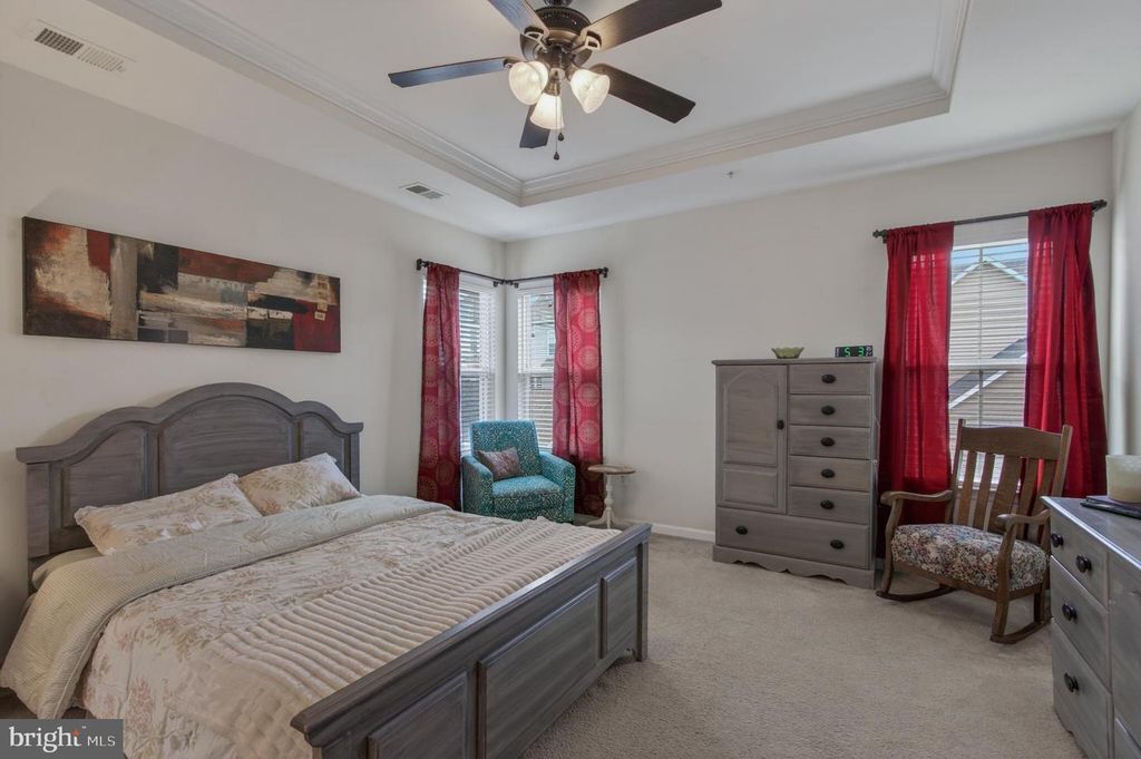Image 32 of property listing at 1423 VILLAGE GREEN WAY, Brunswick, MD 21716