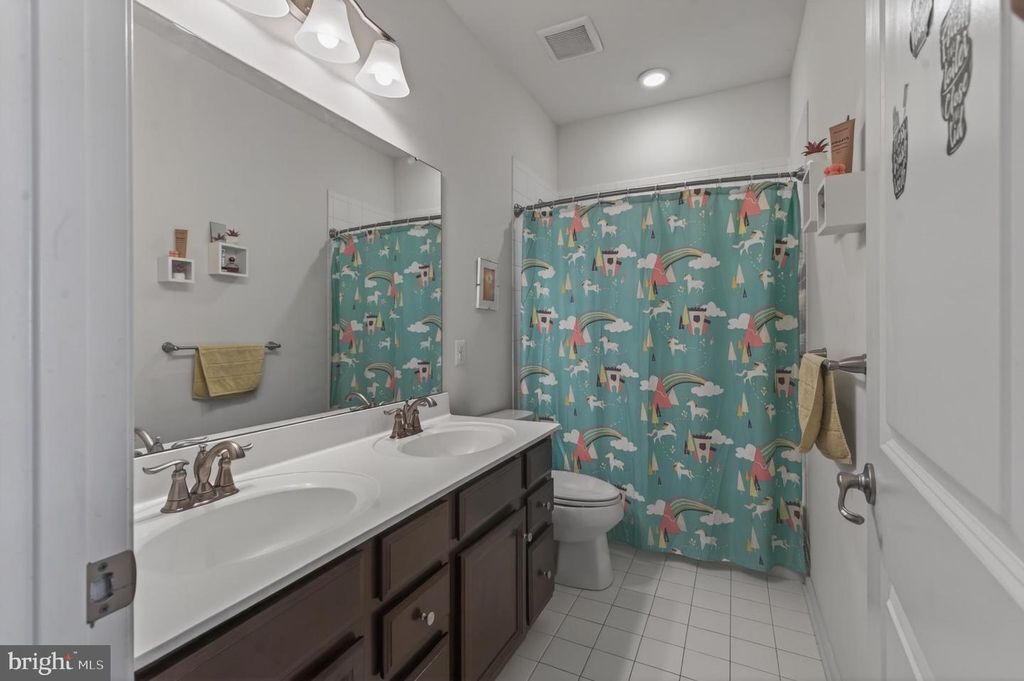 Image 43 of property listing at 1423 VILLAGE GREEN WAY, Brunswick, MD 21716