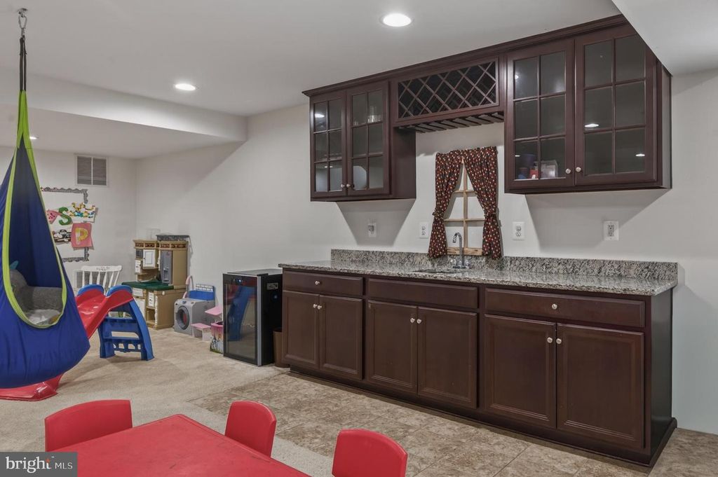 Image 56 of property listing at 1423 VILLAGE GREEN WAY, Brunswick, MD 21716