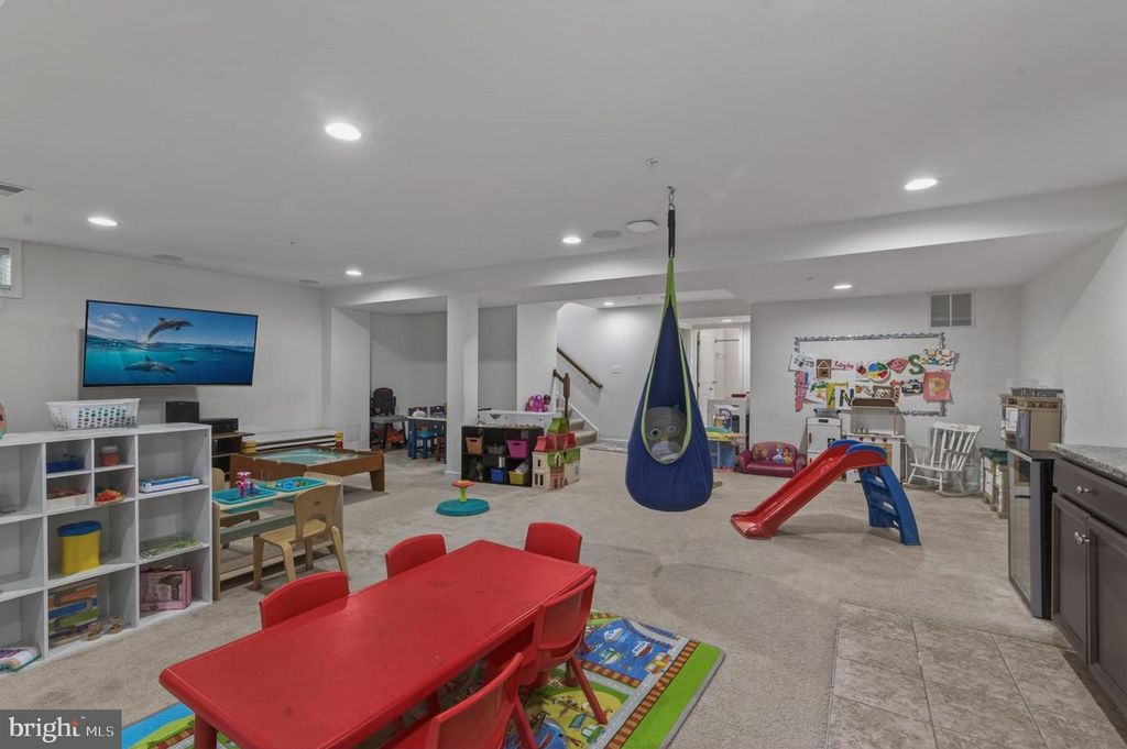 Image 58 of property listing at 1423 VILLAGE GREEN WAY, Brunswick, MD 21716