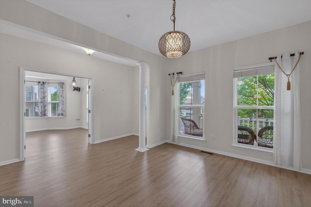 Image 6 of property listing at 1423 VILLAGE GREEN WAY, Brunswick, MD 21716