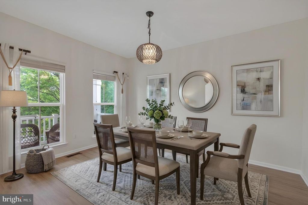 Image 8 of property listing at 1423 VILLAGE GREEN WAY, Brunswick, MD 21716