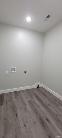 387 Country Court, Loogootee, IN 47553