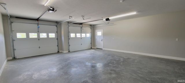 387 Country Court, Loogootee, IN 47553