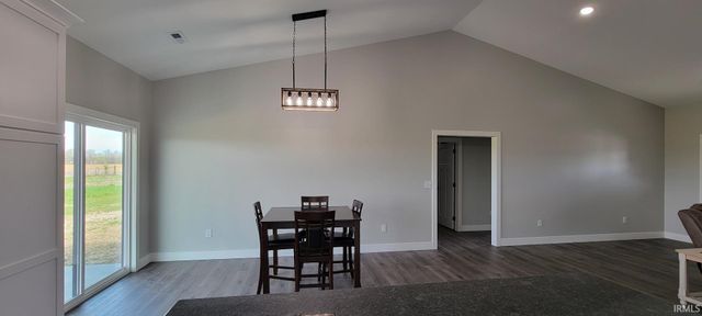 387 Country Court, Loogootee, IN 47553