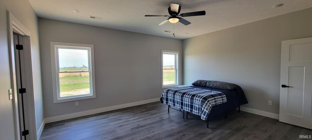 387 Country Court, Loogootee, IN 47553
