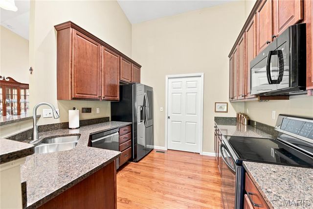1246 Sadie Lane, Fenton, MO 63026