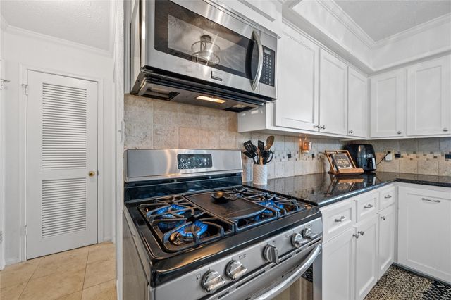 19702 Sweet Forest Lane, Humble, TX 77346