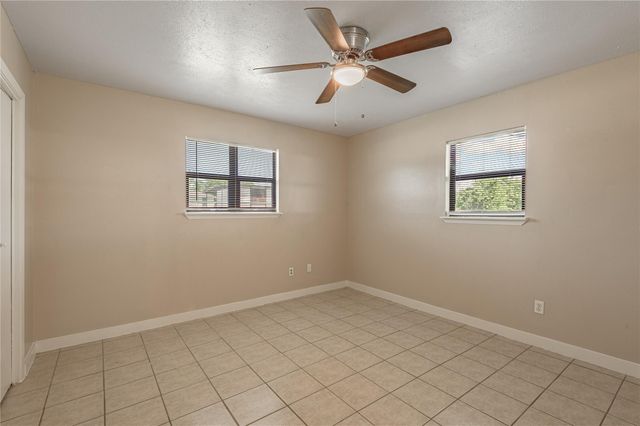 2303 State Highway 19 C, Huntsville, TX 77320