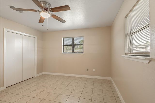 2303 State Highway 19 C, Huntsville, TX 77320