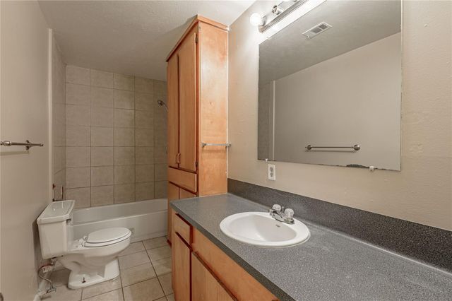 2303 State Highway 19 C, Huntsville, TX 77320