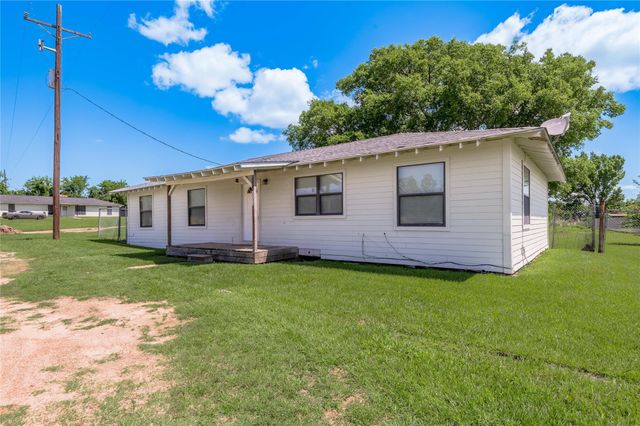 2303 State Highway 19 C, Huntsville, TX 77320
