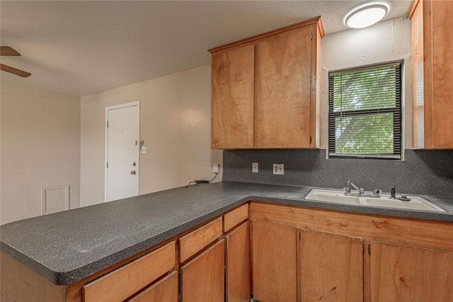 2303 State Highway 19 C, Huntsville, TX 77320