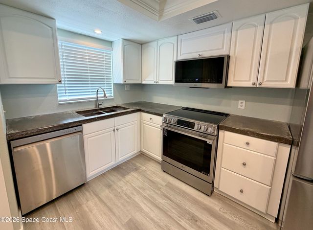 1727 Minutemen Causeway 108, Cocoa Beach, FL 32931