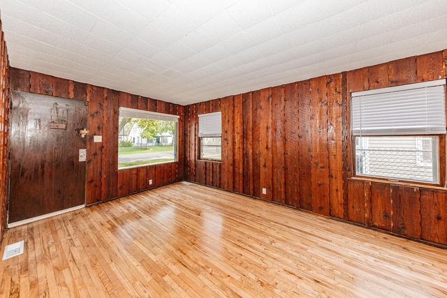 4234 N 29th STREET, Milwaukee, WI 53216