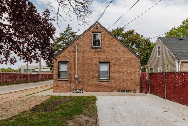 4234 N 29th STREET, Milwaukee, WI 53216
