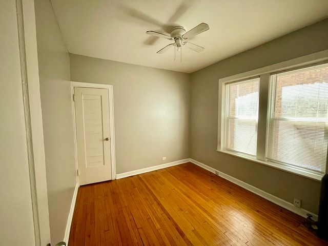 5213 S Ingleside Avenue 1F, Chicago, IL 60615