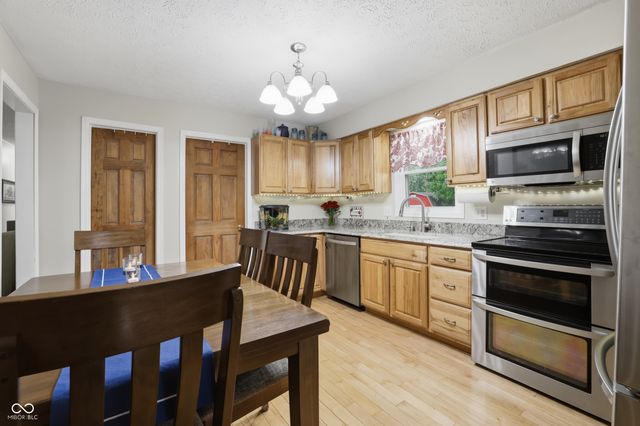 770 Maple Lane, Westfield, IN 46074